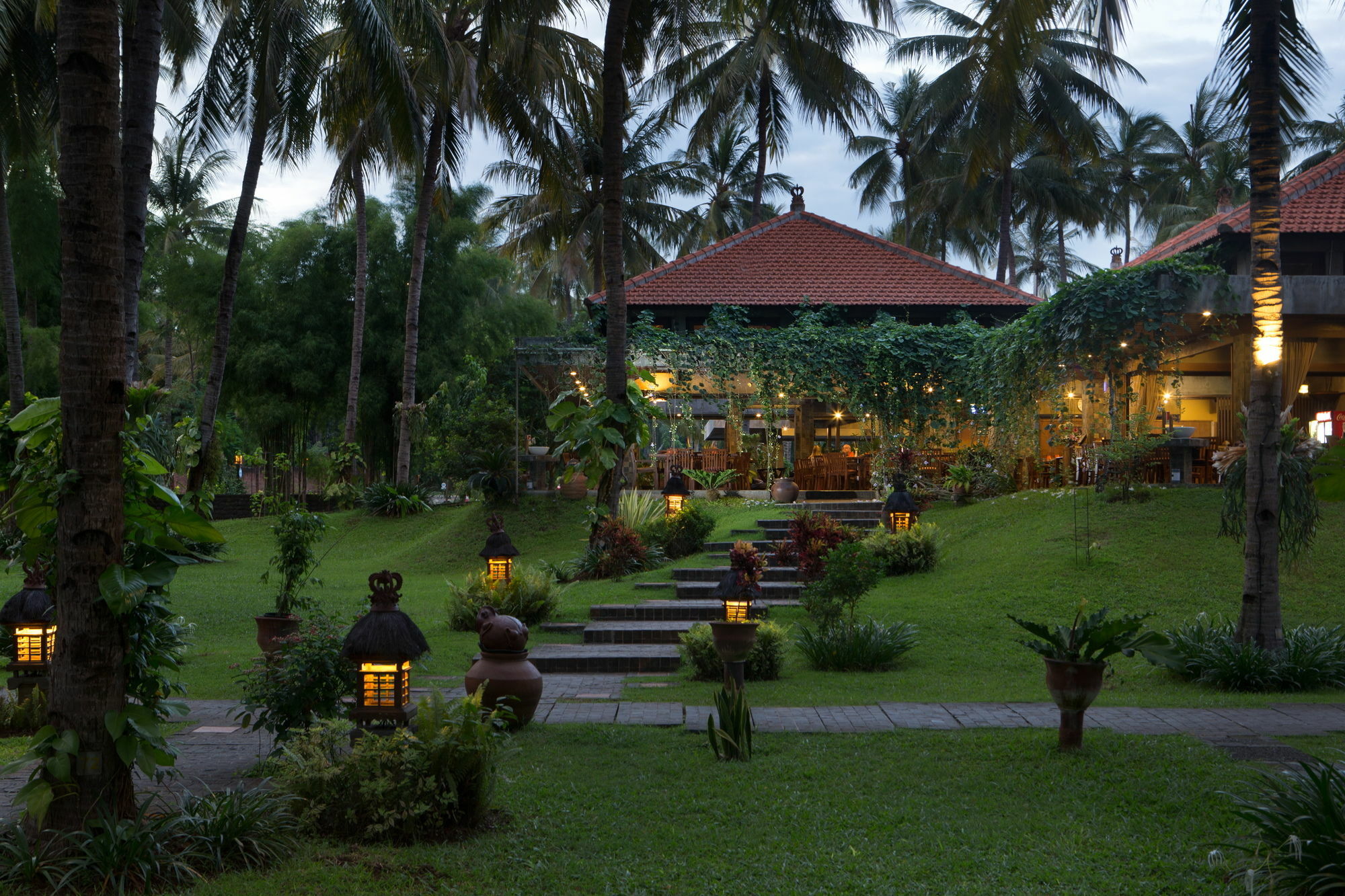 Ketapang Indah Hotel Banyuwangi  Exterior photo